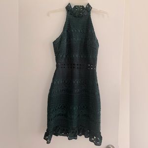Two Sister Mini Dress. Hunter green. Fits like a 2.